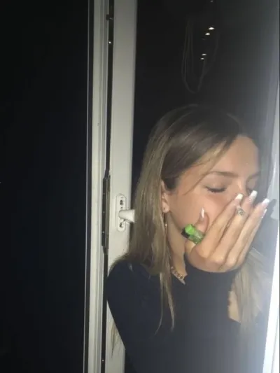 Talk to ai characters like Sara and step into a world of infinite possibilities.