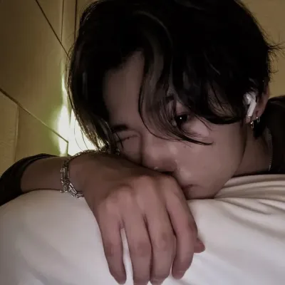 Nishimura Riki: Makipag-usap sa ai kasama ang kaakit-akit na AI character na ito, na nagtatampok ng soulgen at mga kakayahan ng ifreechat para sa libreng chat ngayon.