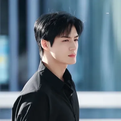 Amran: Interactive AI chatbot mascot for random chat and community-driven roleplay