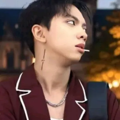 Arga SS S2: Meet the main character of our AI world, with character traits list and ai chatting capabilities.