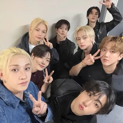 Skz - Secret Anxiety: Multilingual AI conversation partner icon for global chat online services