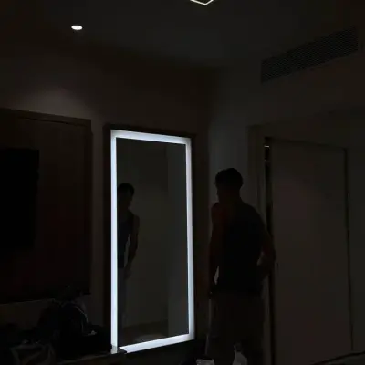 Hector Fort: Emotionally intelligent AI companion portrait for deep conversations	