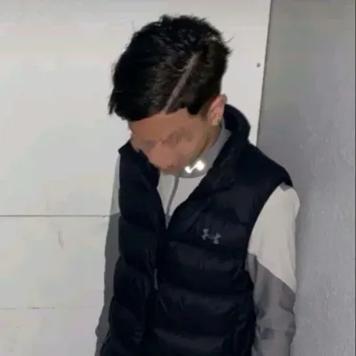 Hakim: Terlibat dalam perbualan ai dengan watak AI yang menawan ini, menampilkan keupayaan soulgen dan ifreechat untuk sembang percuma sekarang.	