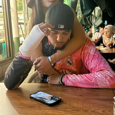 Ilyes: Terokai dunia AI dengan ai tanpa had kami dan sembang tanpa had percuma dalam talian, dikuasakan oleh lakonan fantasi warhammer.