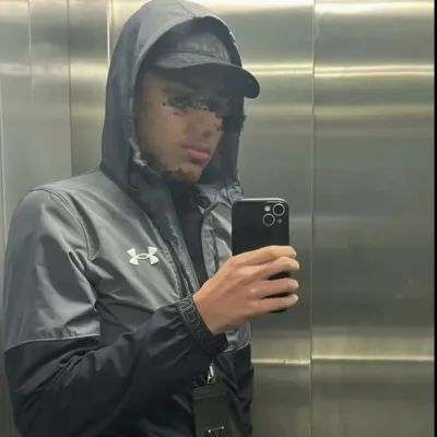 Lyes: Maskot AI chatbot interaktif untuk sembang rawak dan main peranan dipacu komuniti