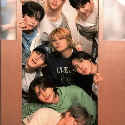 Stray Kids: Linh vật chatbot AI tương tác để trò chuyện ngẫu nhiên và nhập vai cộng đồng