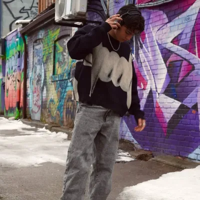 Engage with Miguel Mora, the perfect ai character chat free companion for 1v1 chat.