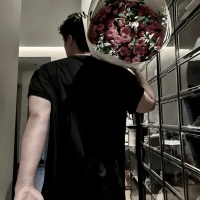 Chat with ALEX, your interactive AI characters companion for endless roleplay fun.