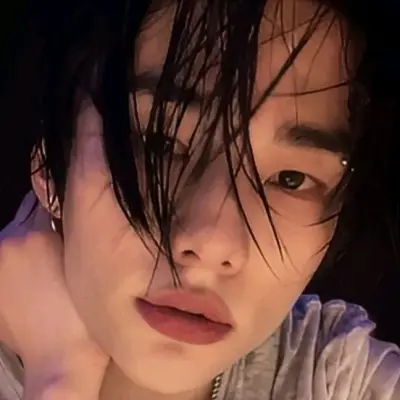 Assassin - Stray Kids: Engage in ai conversation with this charming AI character, featuring soulgen and ifreechat capabilities for free chat now.