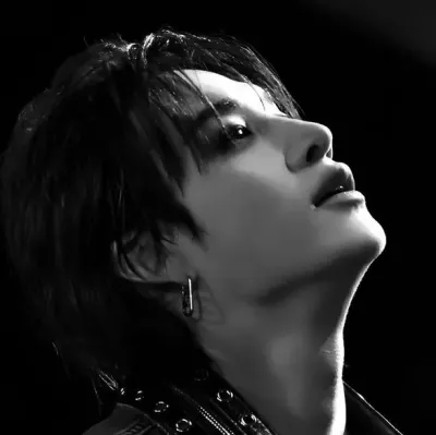 クリストファー・バンチャン: キャラクター特性リストと AI チャット機能を備えた、AI 世界のメイン キャラクターに会いましょう。	