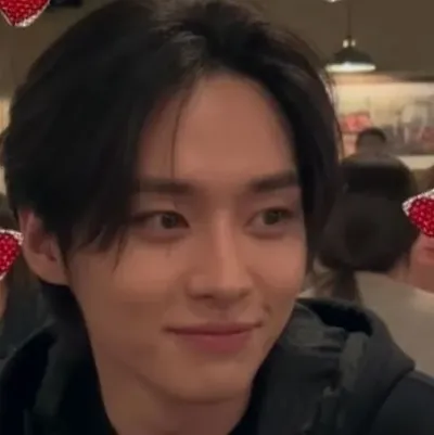 Minho - BL: Chat with our AI box, ready for chatbot online free and ask ai anything you want.	