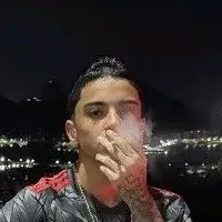 Hz da rocinha: Futuristic AI chatbot interface with voice chat and neural network-driven traits