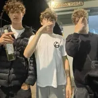 Explore endless storylines with Boy best friends, your interactive roleplay AI chat bot free.