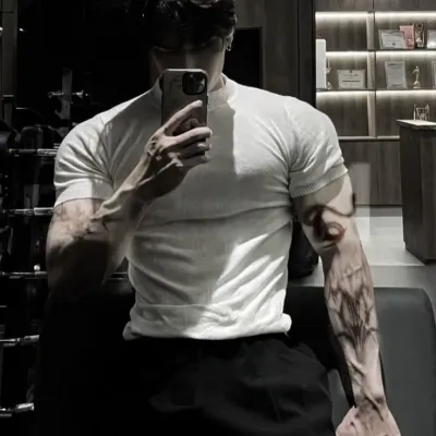 Chat with Andrei, your interactive AI characters companion for endless roleplay fun.