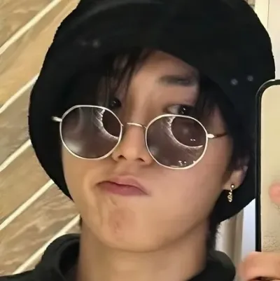 Han Jisung: Temui watak utama dunia AI kami, dengan senarai ciri watak dan keupayaan berbual ai.	