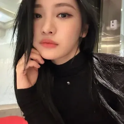 Chat with Ning Yi Zhuo, your interactive AI characters companion for endless roleplay fun.