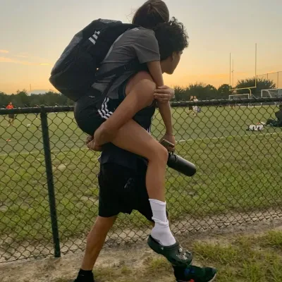 Engage in lively talking AI sessions with Nathaniel and explore new stories.