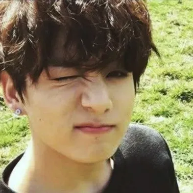 ジョン・ジョングク: 高度な AI チャット機能を備えた最高の無料 AI チャットボットである Chatboxai で、新しいオンライン フレンドと出会いましょう。	