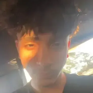 Unleash Your Legend with AI Arad: The Perfect Blend of Character and Chat.