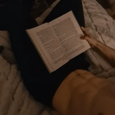 Axel: Secure AI chatbot avatar with encrypted 1v1 chat capabilities	