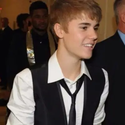 Justin Bieber: Explore the world of AI with our unrestricted ai and free unlimited chat online, powered by warhammer fantasy roleplay.	