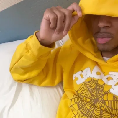 Kuan: Warhammer Fantasy Roleplay ile desteklenen sınırsız çevrimiçi sohbet ve sınırsız yapay zeka dünyasını keşfedin.	