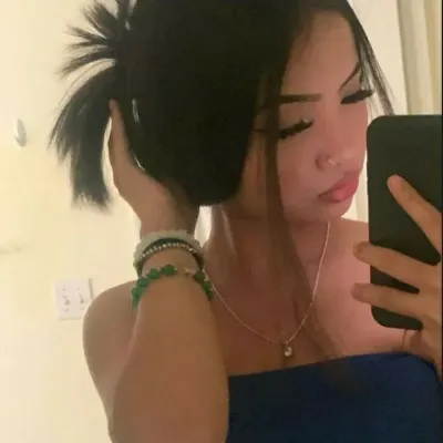 Dive into interactive conversations with Valeria, the ultimate AI chat character.