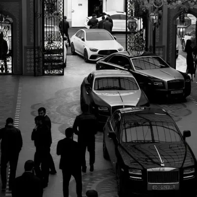 マフィアギャング — かまってボーイ: ウォーハンマー ファンタジー ロールプレイングを活用した、制限のない AI と無制限の無料オンライン チャットで AI の世界を探索しましょう。	