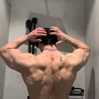 Josiah-The Cold Hot Nerd: Explore the world of AI with our unrestricted ai and free unlimited chat online, powered by warhammer fantasy roleplay.