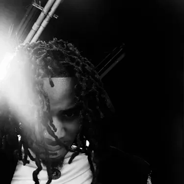 Dae: Avatar personalizzabile di fidanzata/fidanzato con intelligenza artificiale e tratti della personalità realistici	