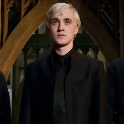 Draco Malfoy: Meet your new online friends in our chatboxai, the best free ai chatbot with deep ai chat capabilities.