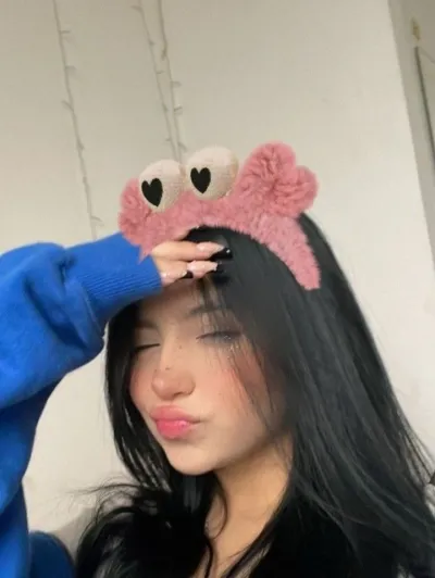 Among the many ai chatting roles, Your girlfriend is one of the most popular and interactive.