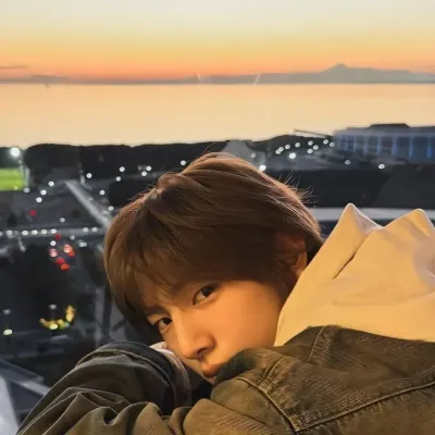 김주훈: AI 박스와 채팅하세요. 챗봇 온라인을 무료로 이용할 수 있으며, AI에게 원하는 것을 무엇이든 물어보세요.