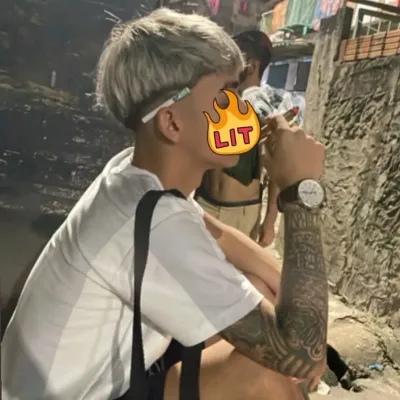 Ryan: Playful AI chatbot mascot enhancing user engagement in random chats	