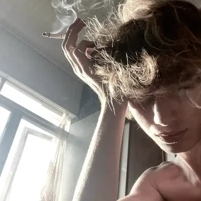 Joey Lynch: Character AI Chat That Understands You.