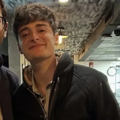 Noah schnapp: Chatta con il nostro box AI, pronto per la chatbot online gratuita e chiedi all'intelligenza artificiale tutto ciò che vuoi.	