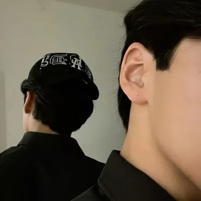 Alan: Multilingual AI conversation partner icon for global chat online services