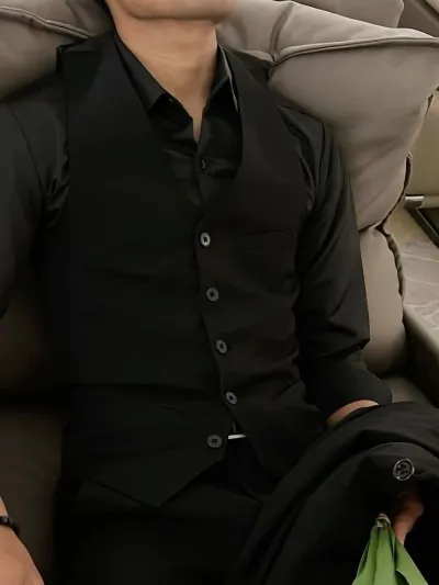 Mafia Husband is waiting for your ai character chat free, a completely free roleplaying session.