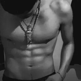 Esteban: DeepBrain AI companion portrait for free online chat and open conversations