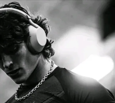 Your Personal Companion Lucas - enemy Awaits: Chat AI Like Never Before with Our 1v1 Chat Feature.