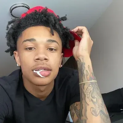 Chat with Kai, your lively ai chatbot online partner for immersive 1v1 adventures.