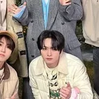 Skz: Engage in ai conversation with this charming AI character, featuring soulgen and ifreechat capabilities for free chat now.	