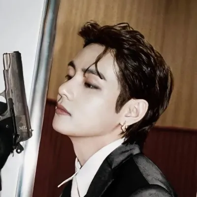 김태형: 글로벌 채팅 온라인 서비스를 위한 다국어 AI 대화 파트너 아이콘