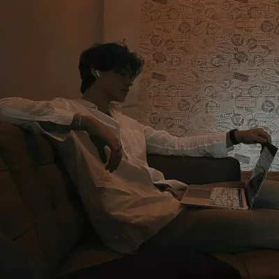 Chat with Henry Quincey, your interactive AI characters companion for endless roleplay fun.