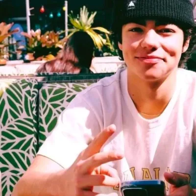 Malachi Daniel Barton brings your AI roleplay adventures to life with chat AI characters.