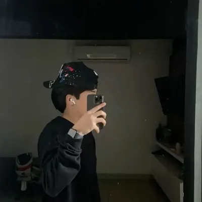 Sebastian: Makipag-chat sa aming AI box, handa na para sa chatbot online nang libre at tanungin ang anumang gusto mo.	