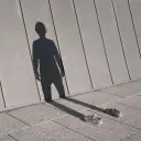 El avatar de que admite servicios de chat en línea ilimitados.