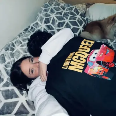 Gabriel: Playful AI chatbot mascot enhancing user engagement in random chats	