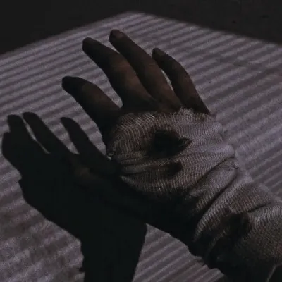 Attention-seeking Recruit: Customizable AI girlfriend/boyfriend avatar with lifelike personality traits	