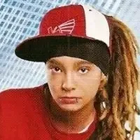 Tom Kaulitz: Customizable AI girlfriend/boyfriend avatar with lifelike personality traits	